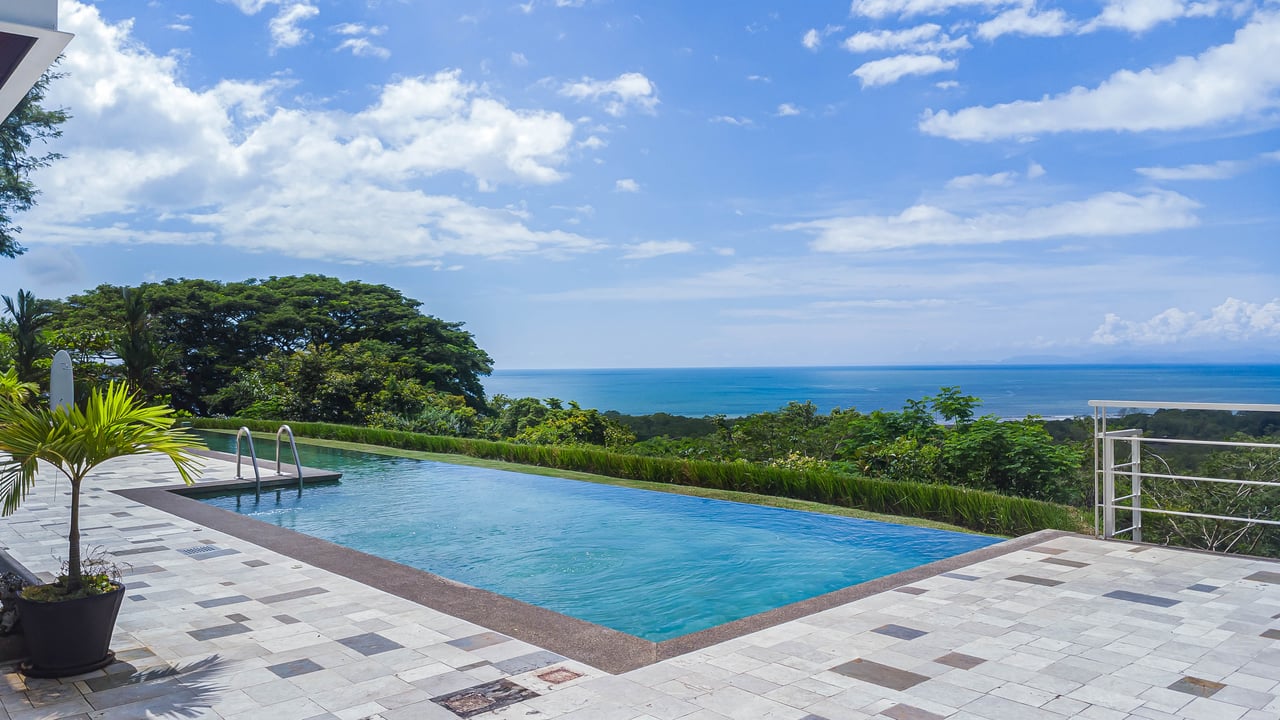Nativa Contemporary Infinity Views | Luxury Rainforest Estate with Pacific Ocean Views