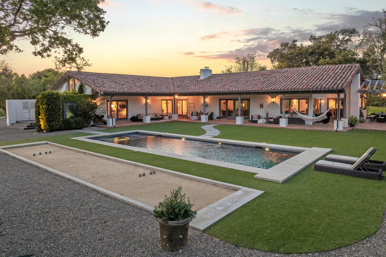 CONTEMPORARY HACIENDA with Privacy, Views, and Quality Craftsmanship