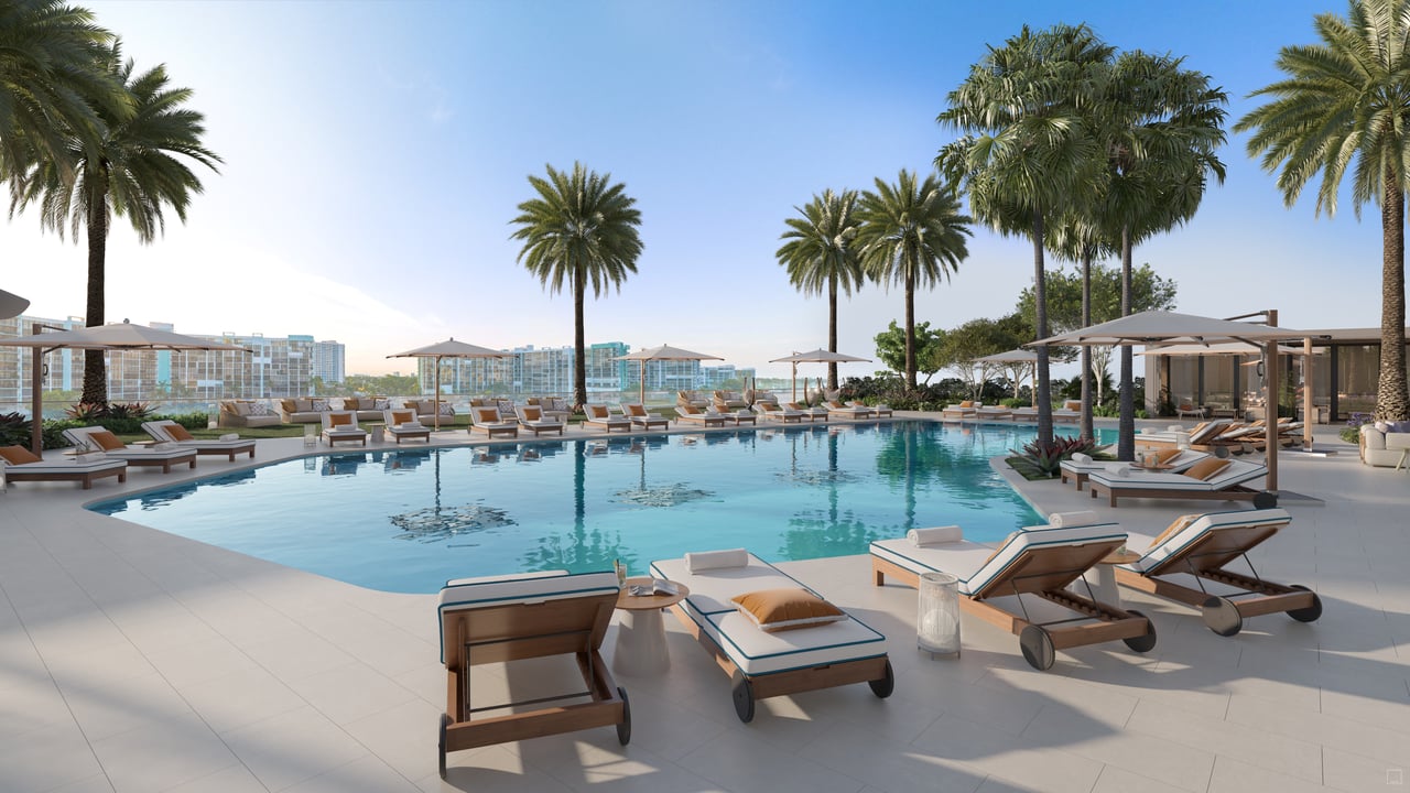 Icon Beach - Hollywood 