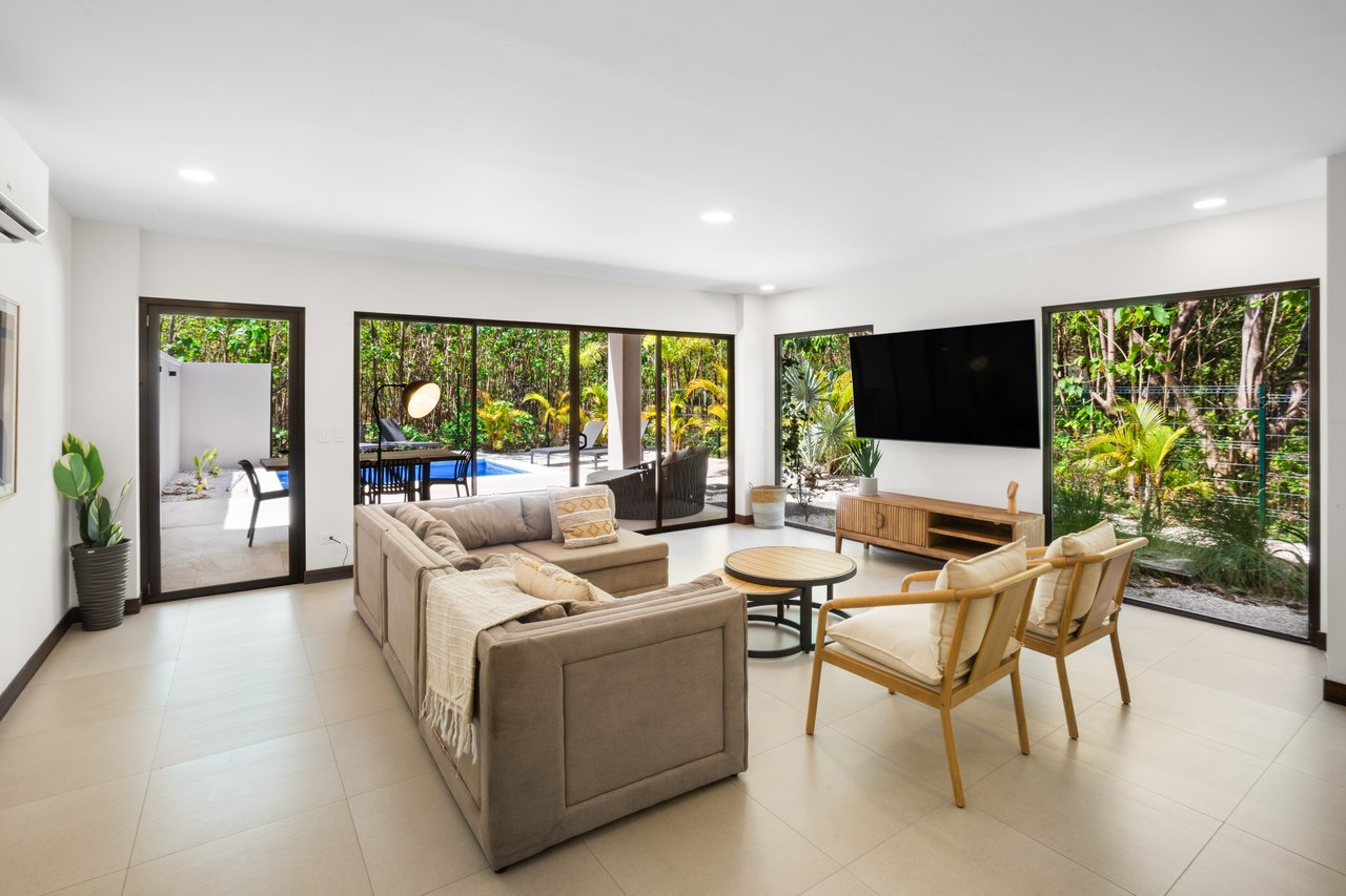 Flamingo Estates Luxury Home | Modern 4-Bed Retreat with Pool & Rooftop Terrace Near Beach & Marina