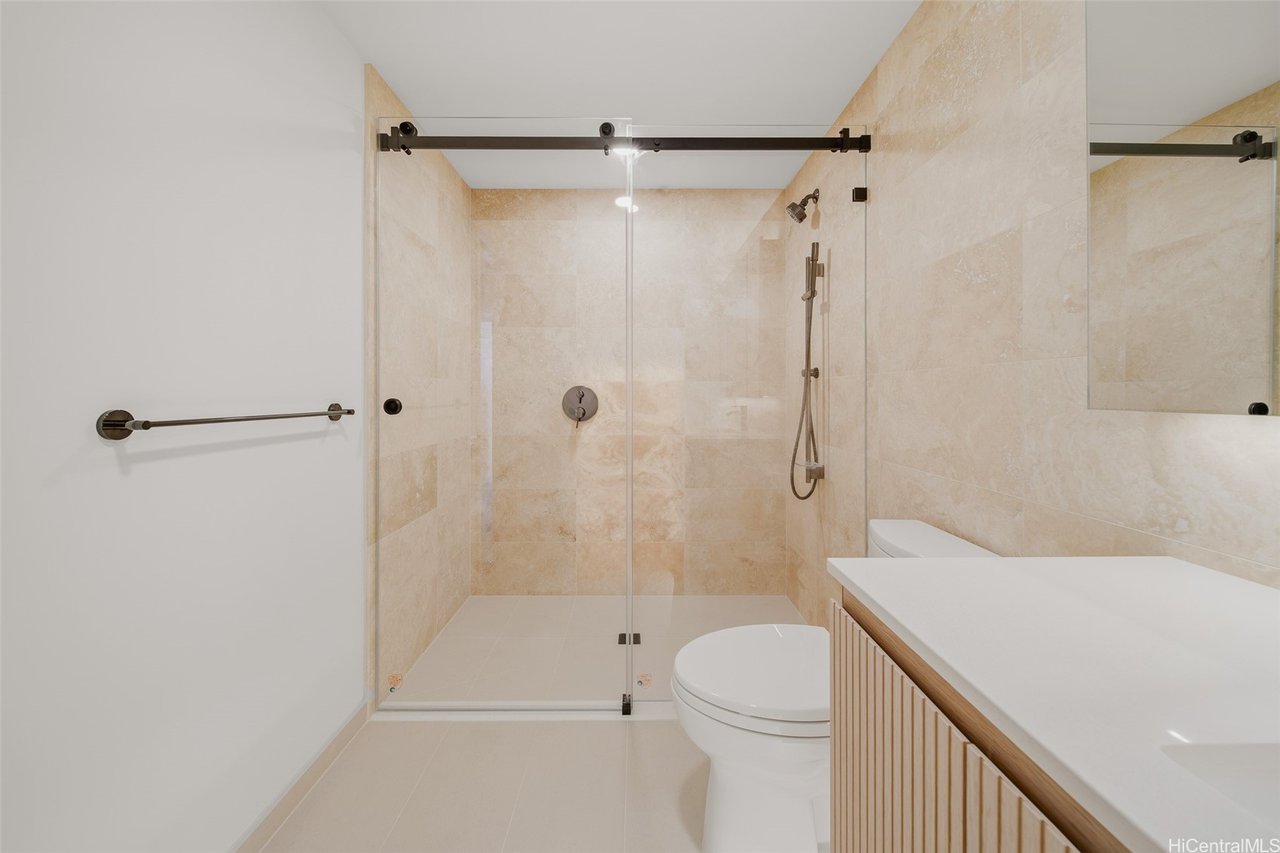 333 Ward Avenue #1908