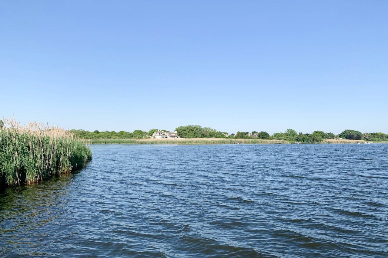 4 Reed Pond Court