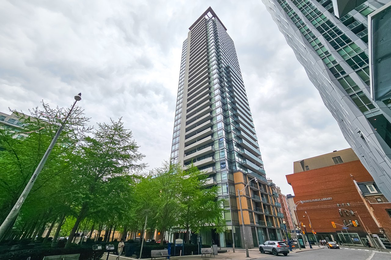 SOLD: Luxury Living