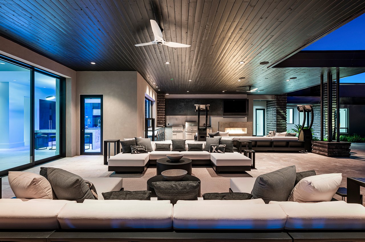 10784 E PINNACLE PEAK Road