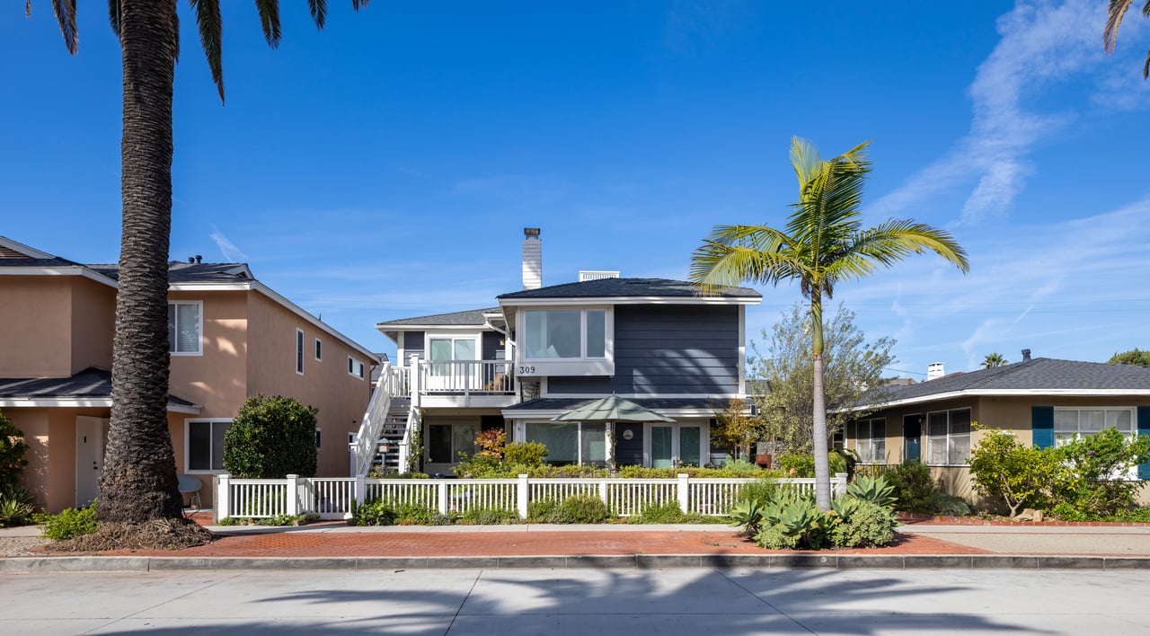 Spotlight: 309 Marguerite Avenue C | Corona Del Mar