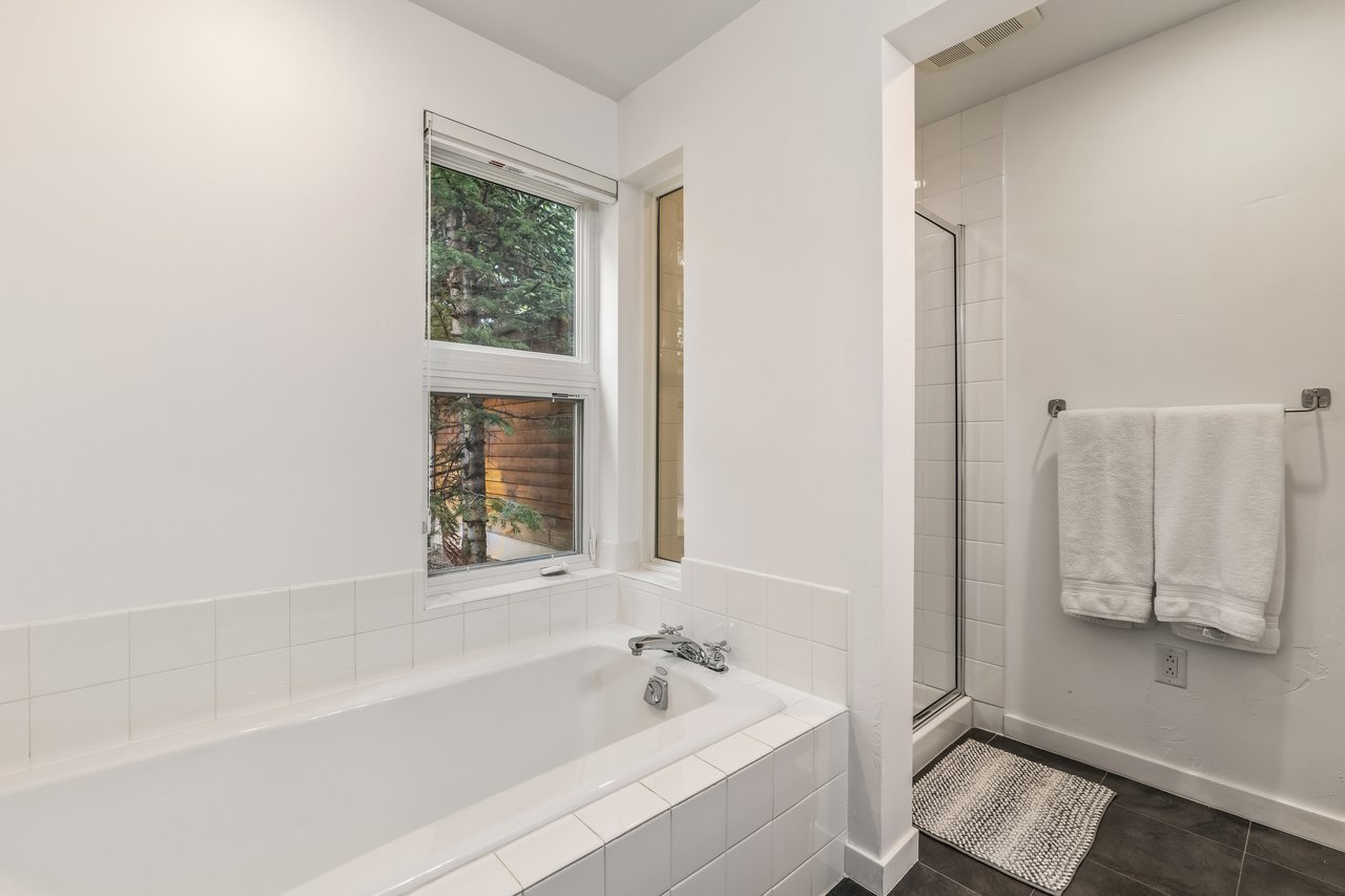11 Russell Trail