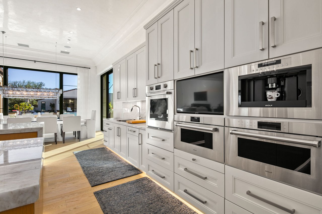 10927 E Windgate Pass Drive, 1519