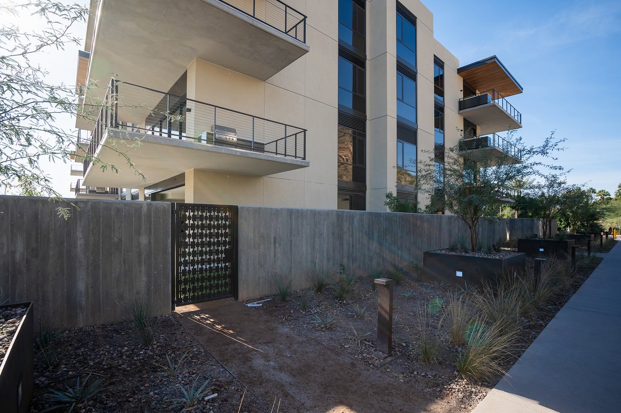 5000 N CAMELBACK RIDGE Drive, 108