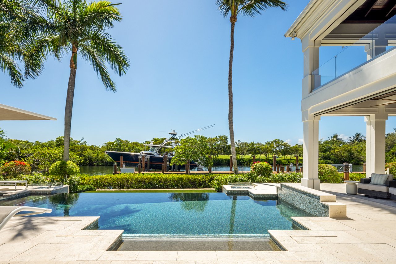 Palm Beach Gardens Waterfront Compound | 200' Deepwater Dockage | Harbour Isles