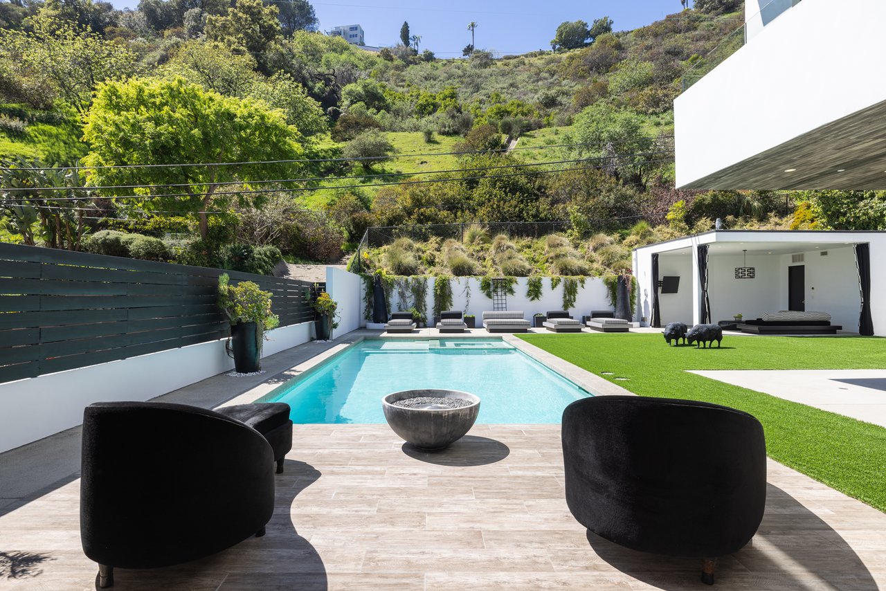 1619 San Ysidro Dr, Beverly Hills