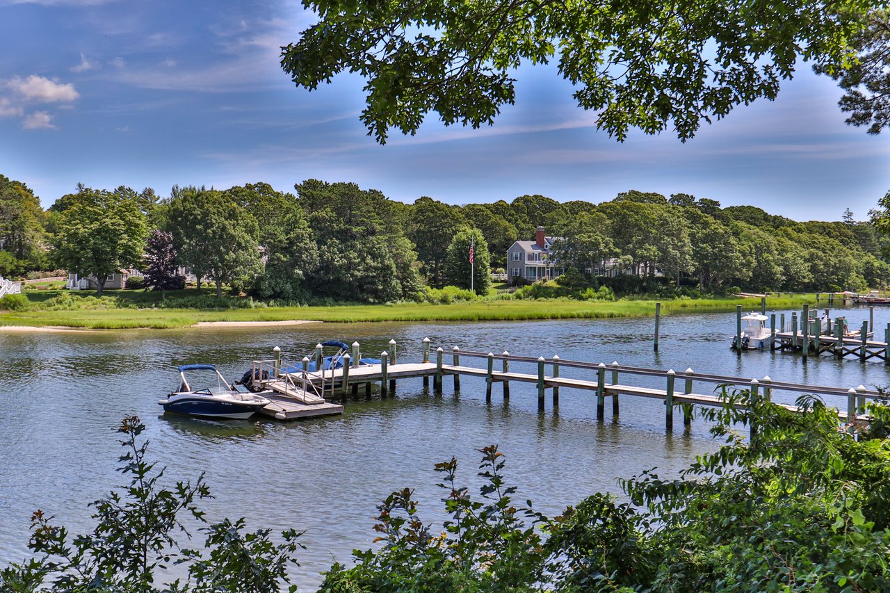 Breathtaking views over West Bay and Eel River