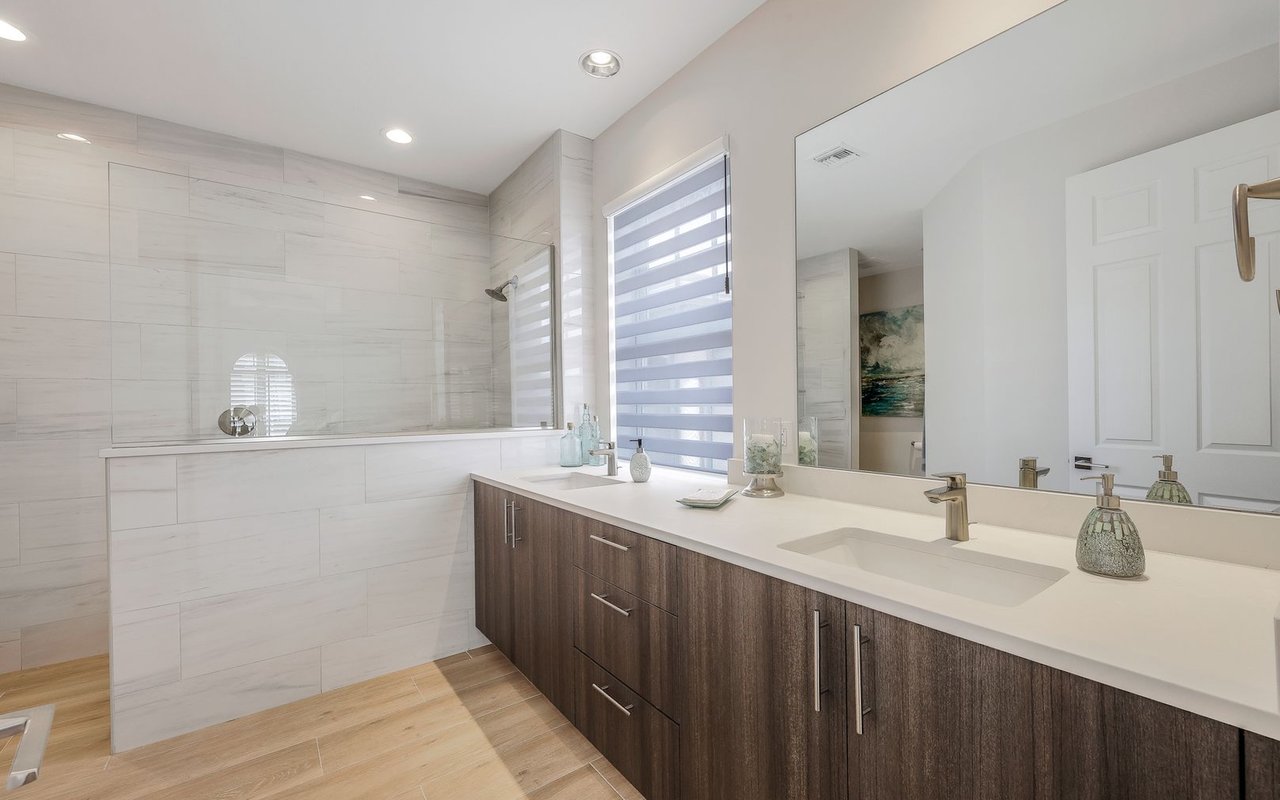 9291 Triana Ter # 114