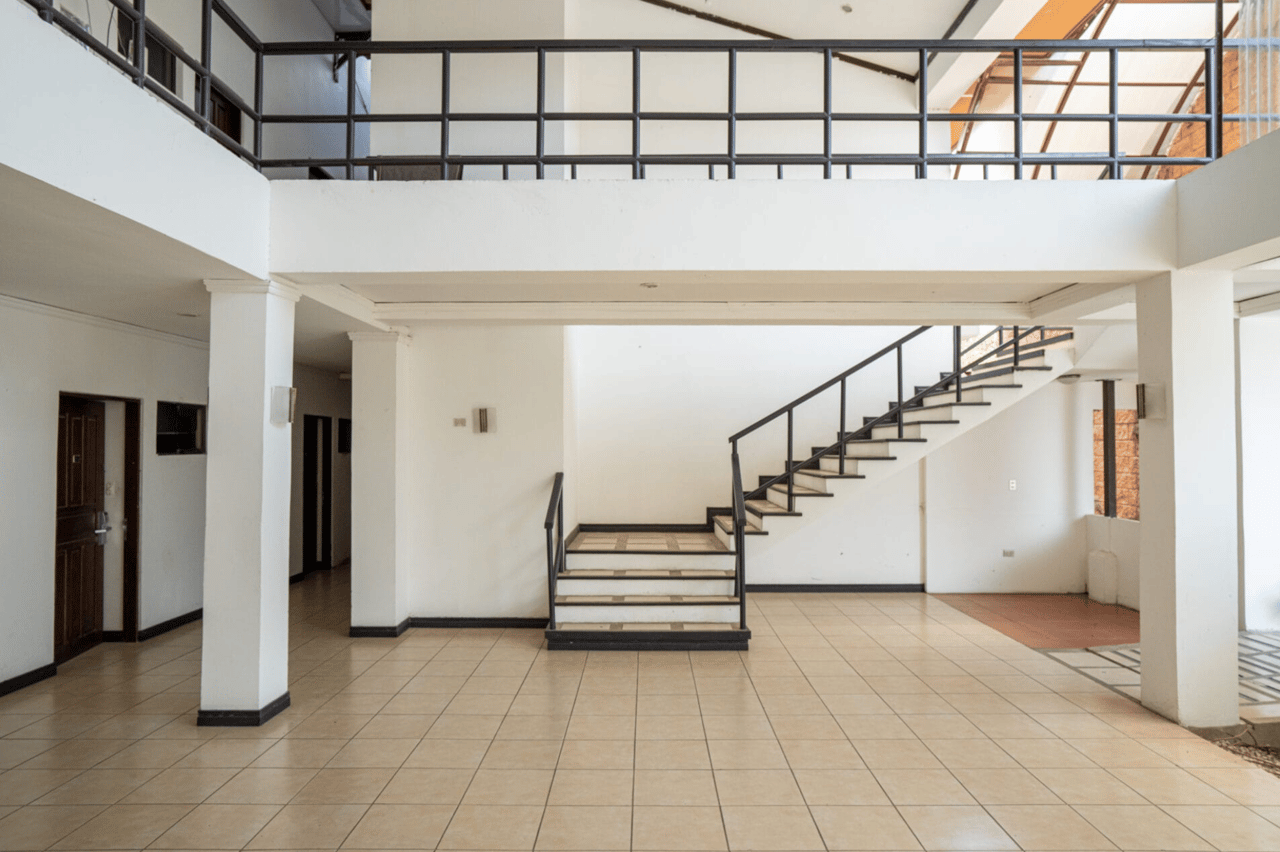 Airport Hotel Liberia - 32 Rooms - Dream Investment Opportunity