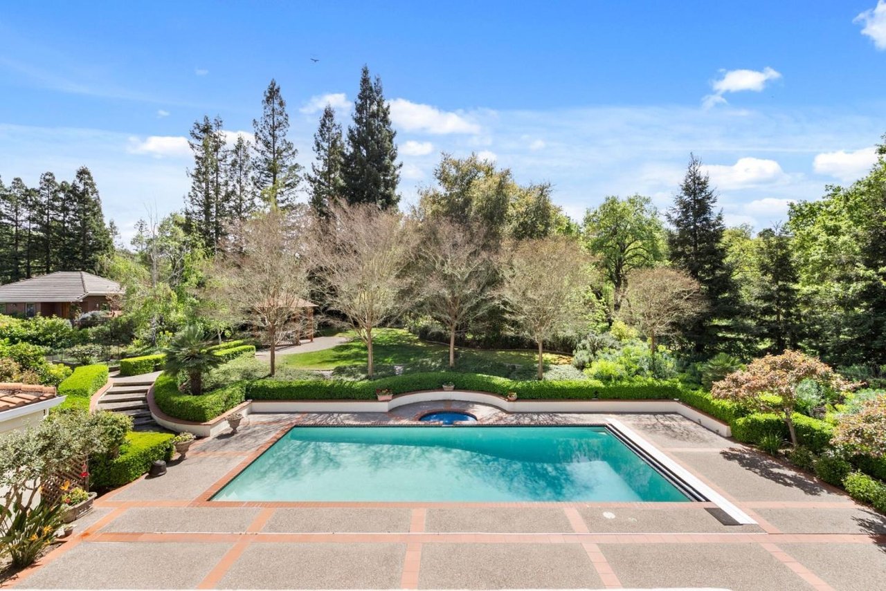 14210 Berry Hill Ct
