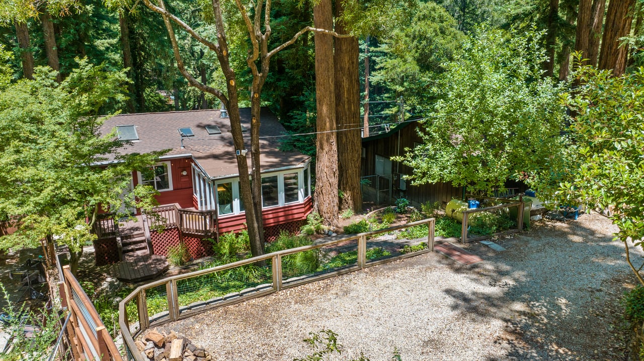 620 Knoll Way, Felton