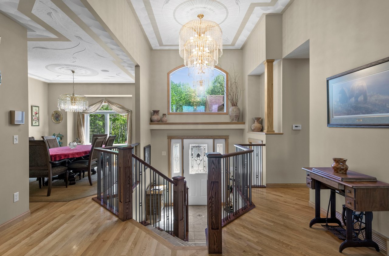 8 Willow Lane