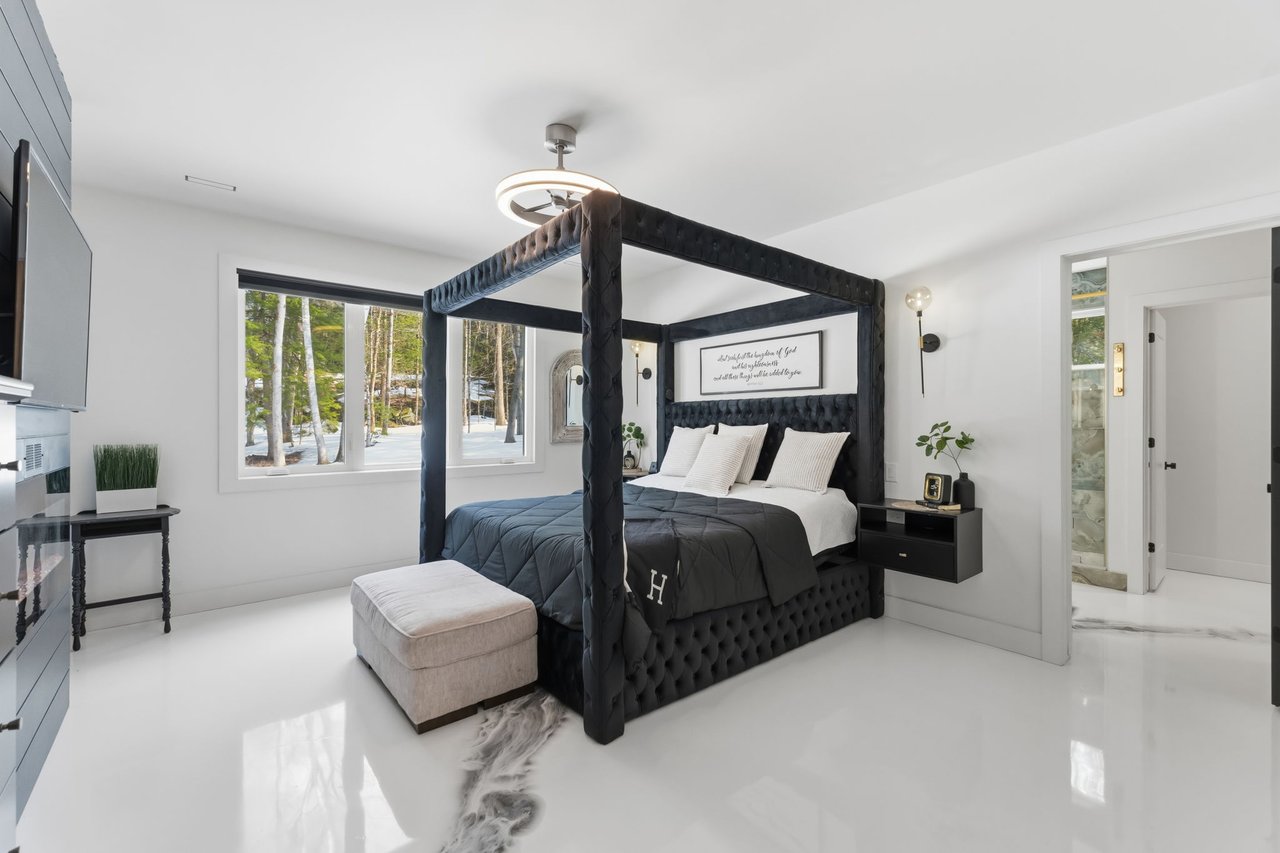 1017 Davis Drive, Gravenhurst