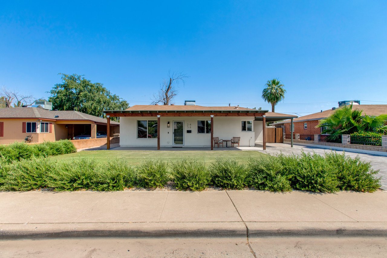 2438 E Indianola Ave.