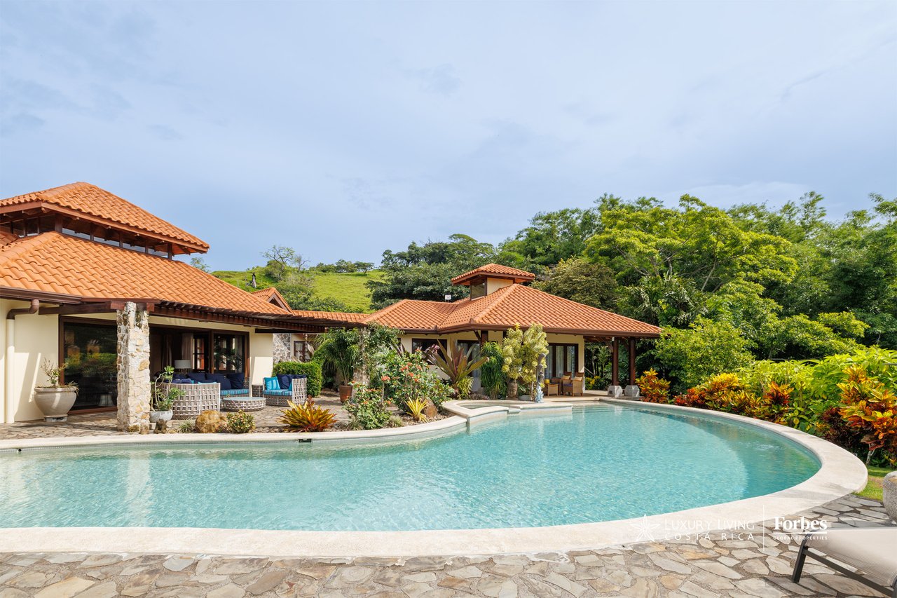 21470 - The Atenas Estate: Residencia de Lujo en Venta en Atenas