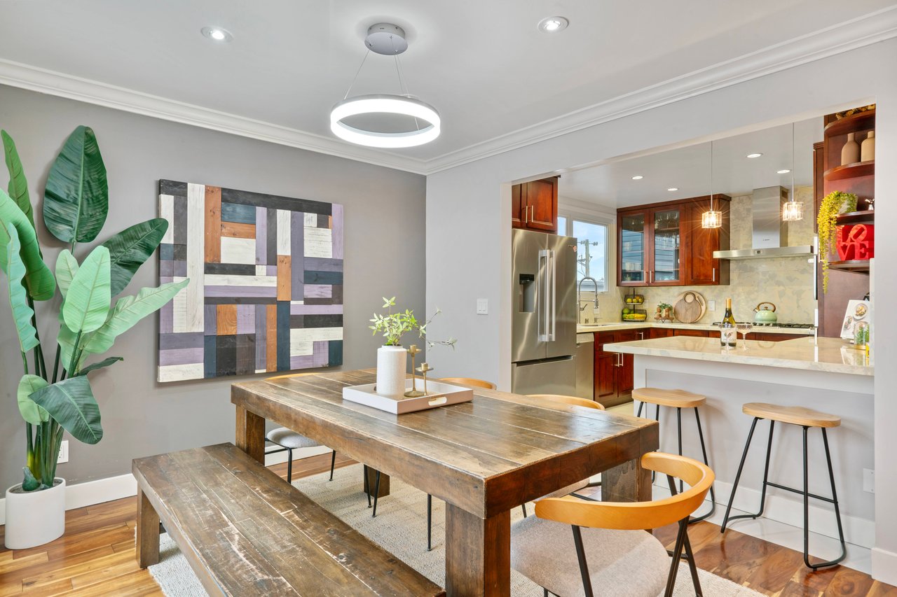 23 Fernwood Ave