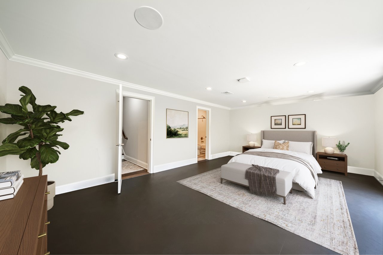 16845 Quayside Drive