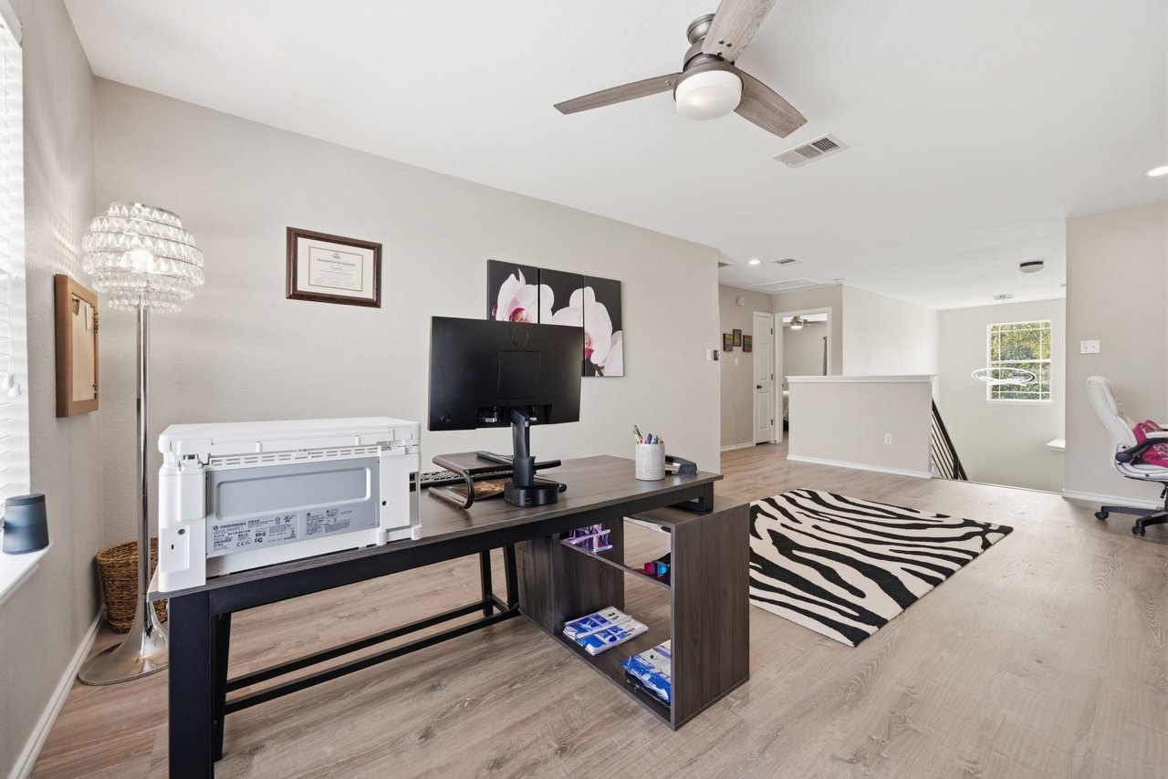 Elegantly Updated Lakeway Retreat w/ New Roof