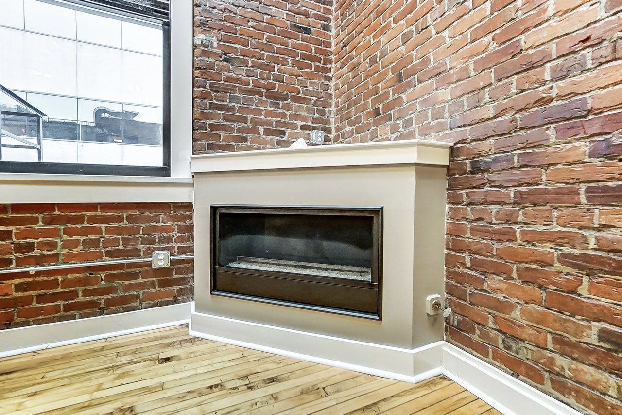 26 E 6th St. (3 units available.) #702, #802 #803