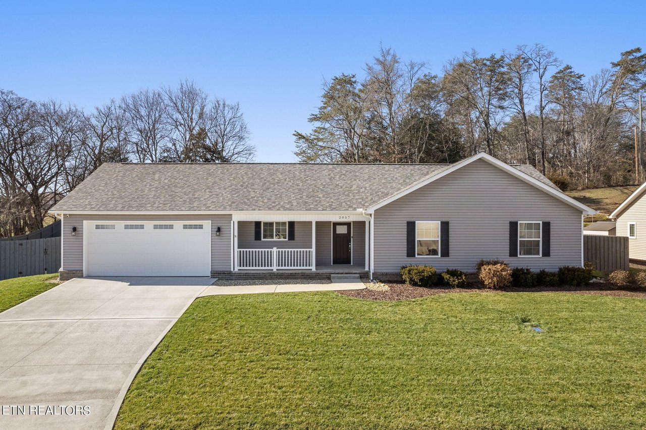 2057 Bluebonnet Dr