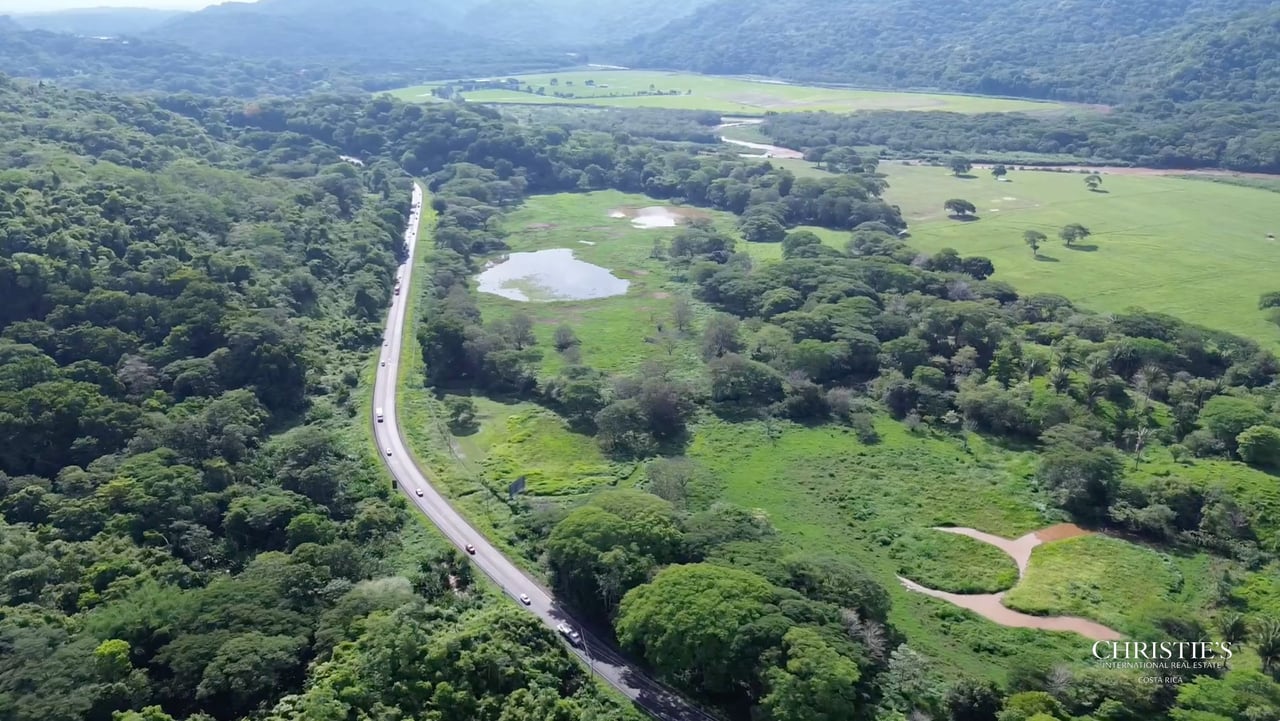 The Gateway to Costa Rica's Central Pacific