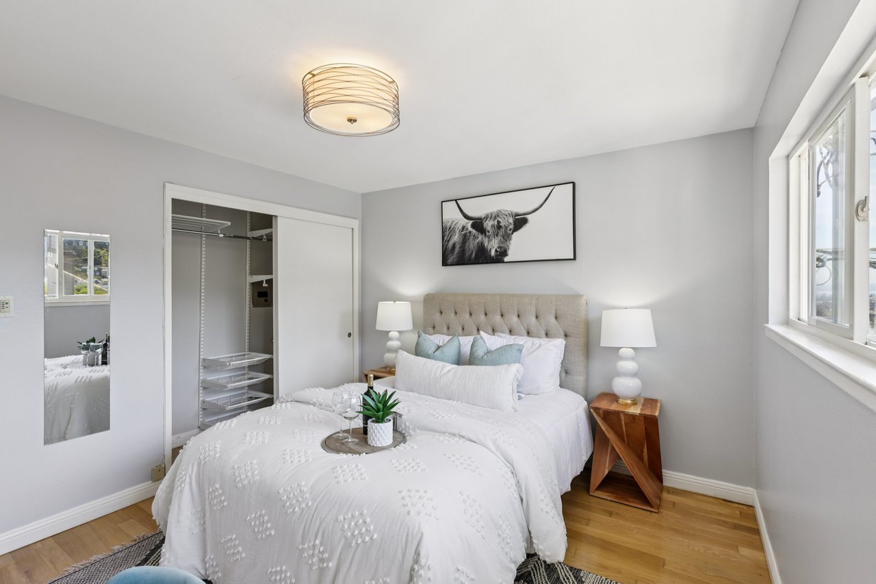 930 Elizabeth St #1