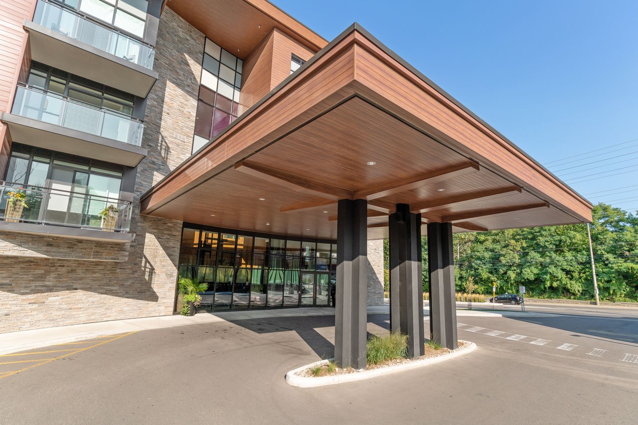 GR17-1575 Lakeshore Rd W