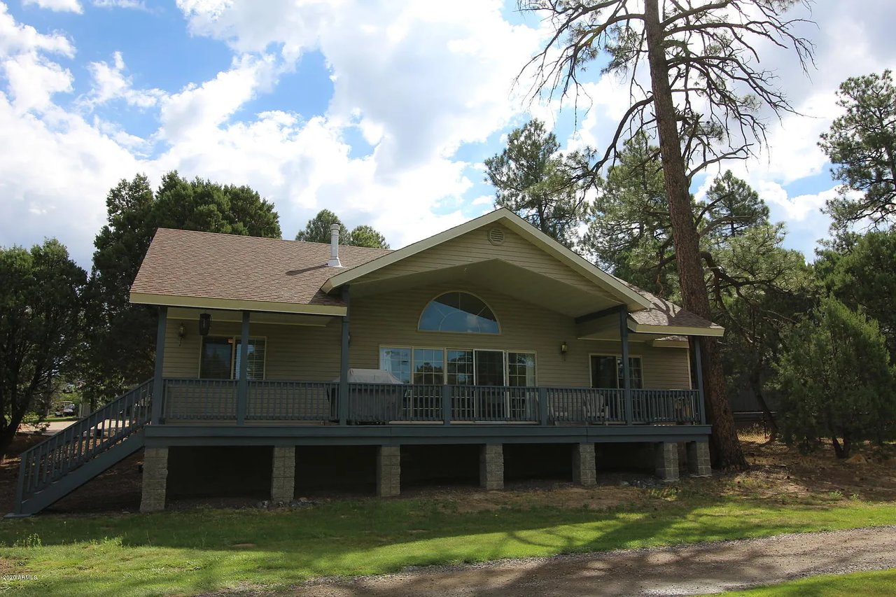 3701 N Country Club Dr