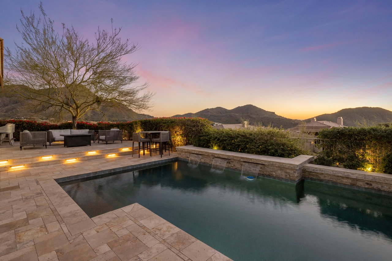 11129 E JUAN TABO Road