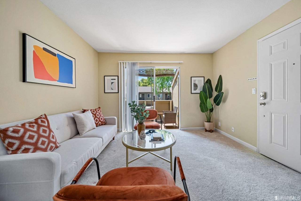 3238 Red Cedar Ter