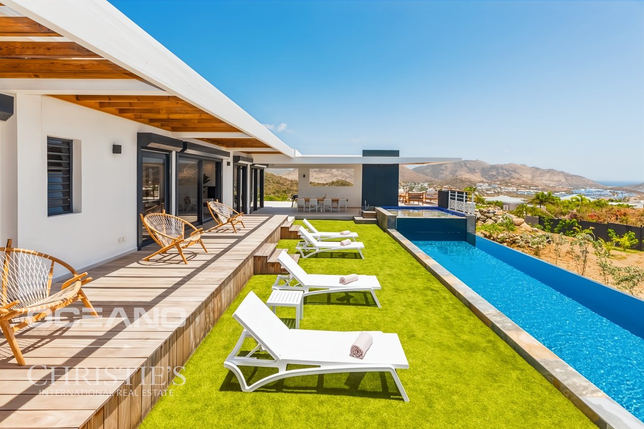 Modern Villa  - Hope Hill