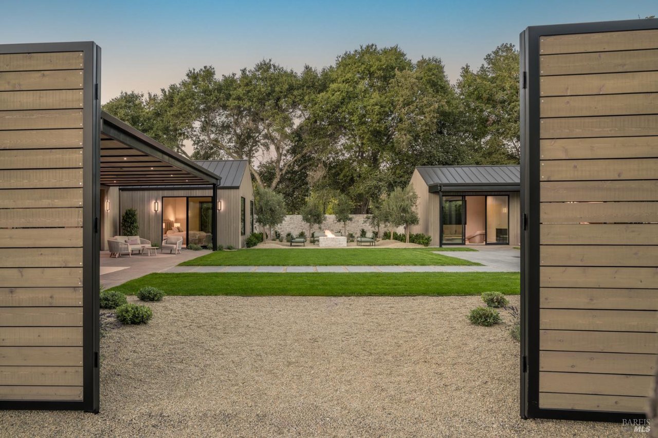 1438 Ridge Valley Road