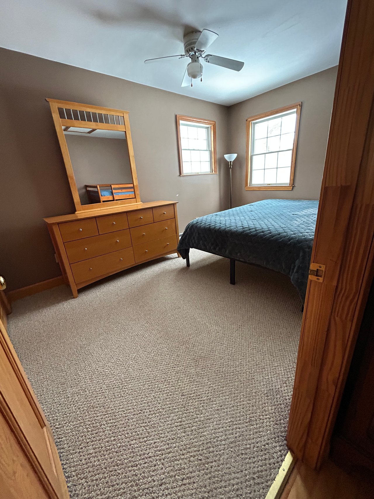 56 Lake Av, Rockland