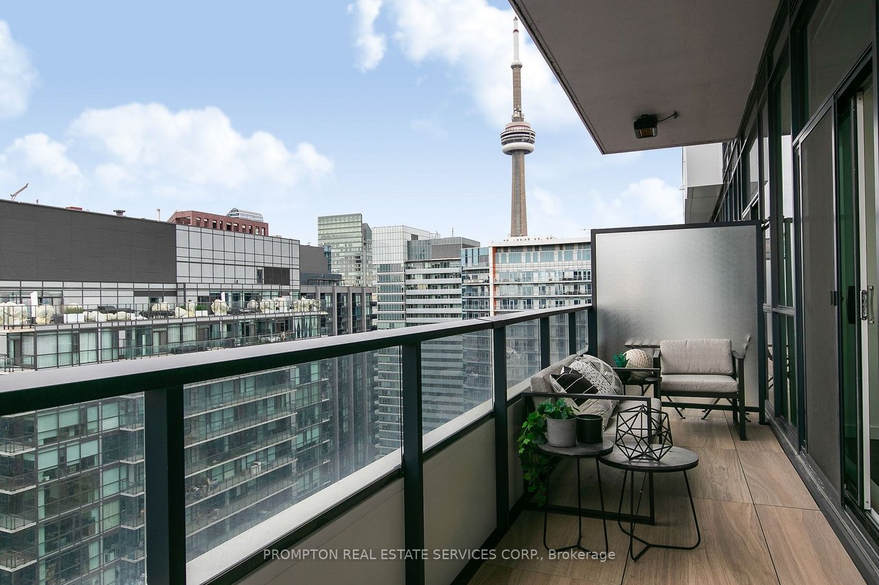 LUXURY PENTHOUSE ON WIDMER