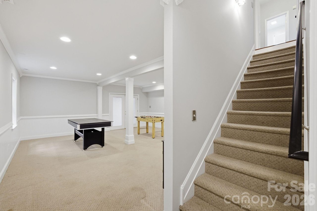 424 Mountain Harbor Drive