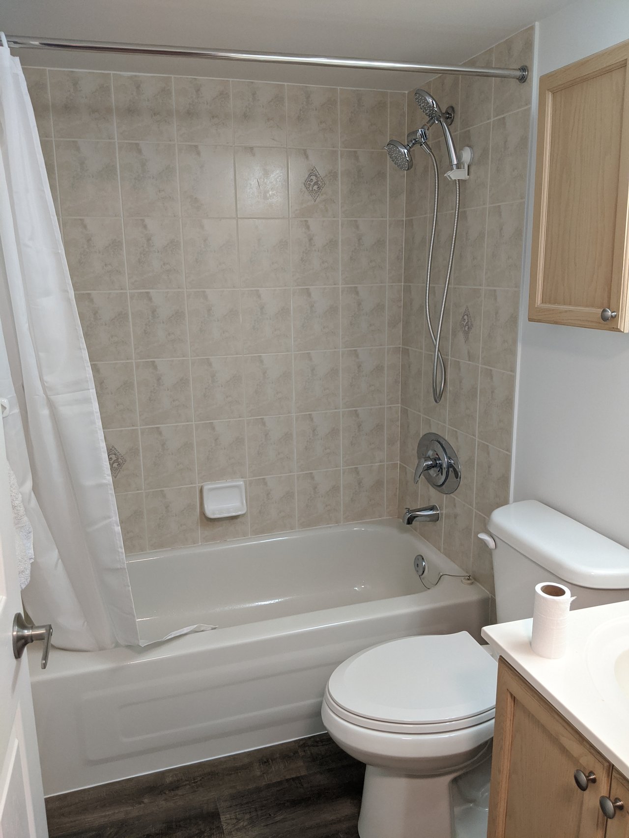 141 Woodbridge Ave W 206