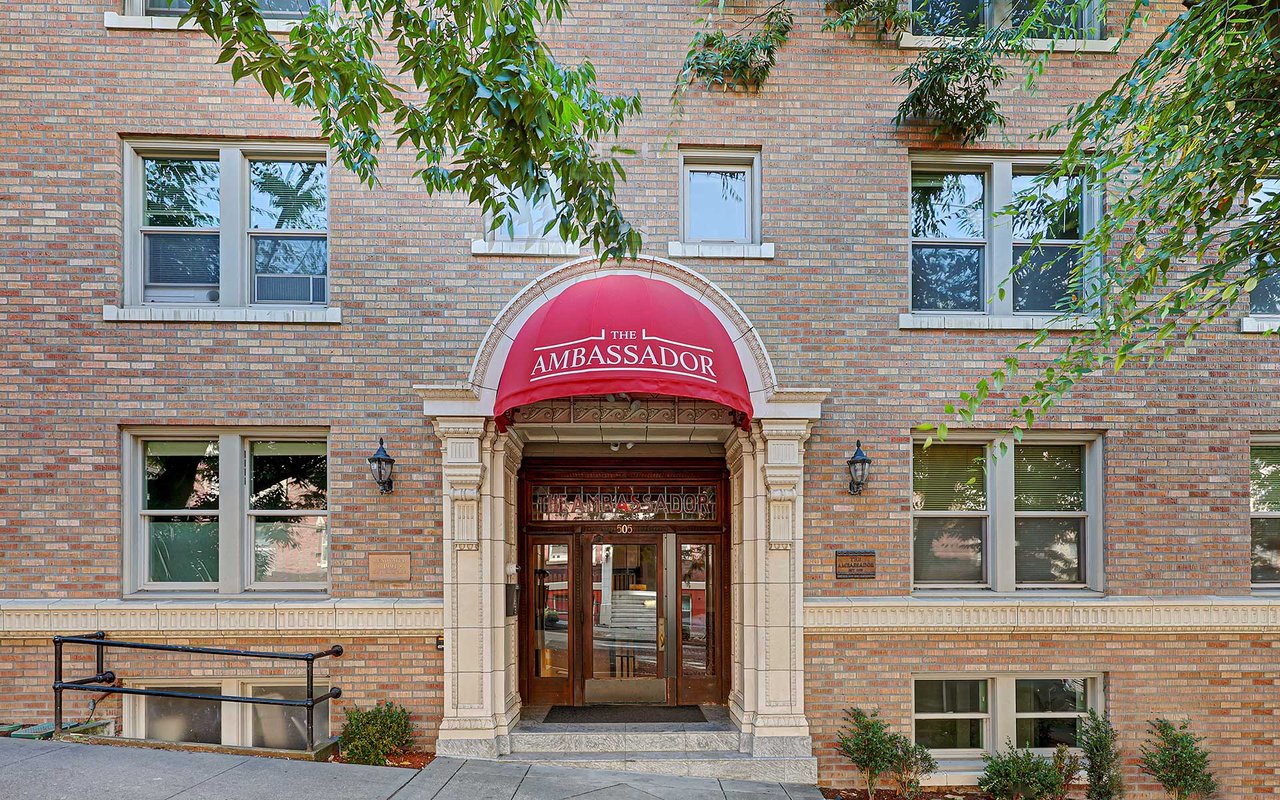 Cute & Cozy on Capitol Hill