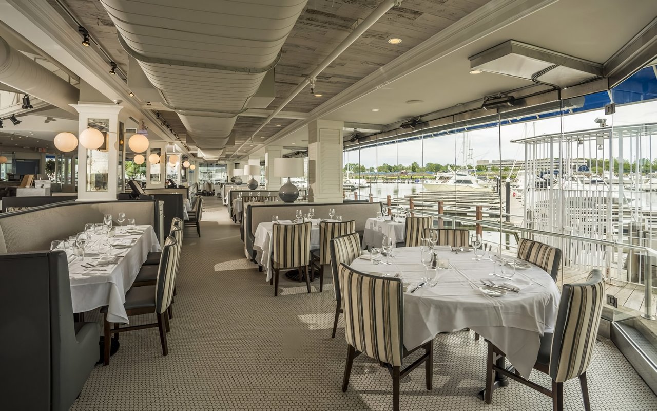 Dining with a View: Top Waterfront Restaurants in Shippan Point