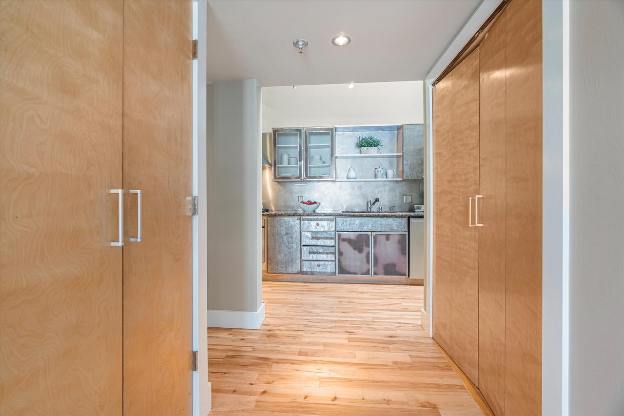 461 2nd Street, Unit C322