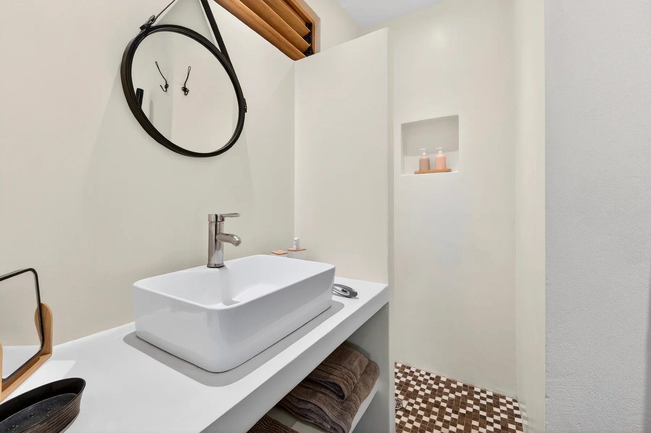 Modern Home in Beachfront Gated Community, Tamarindo, Guanacaste
