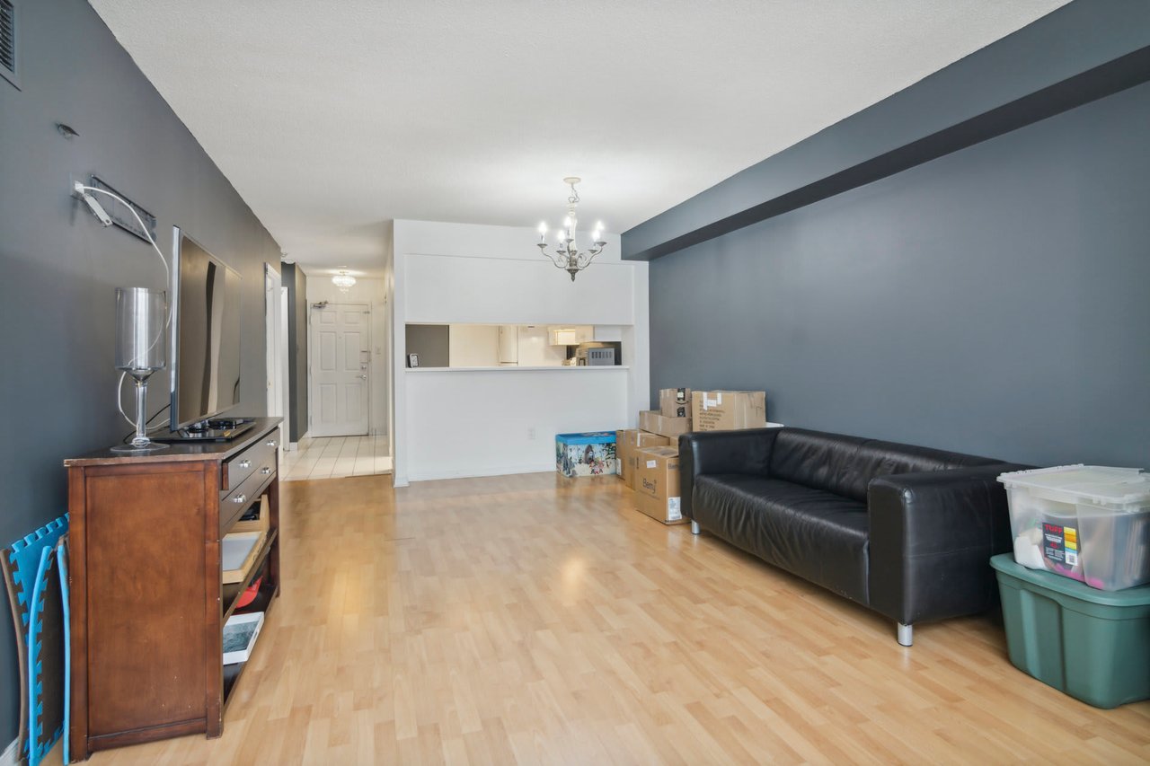 309 Major Mackenzie Drive East #217