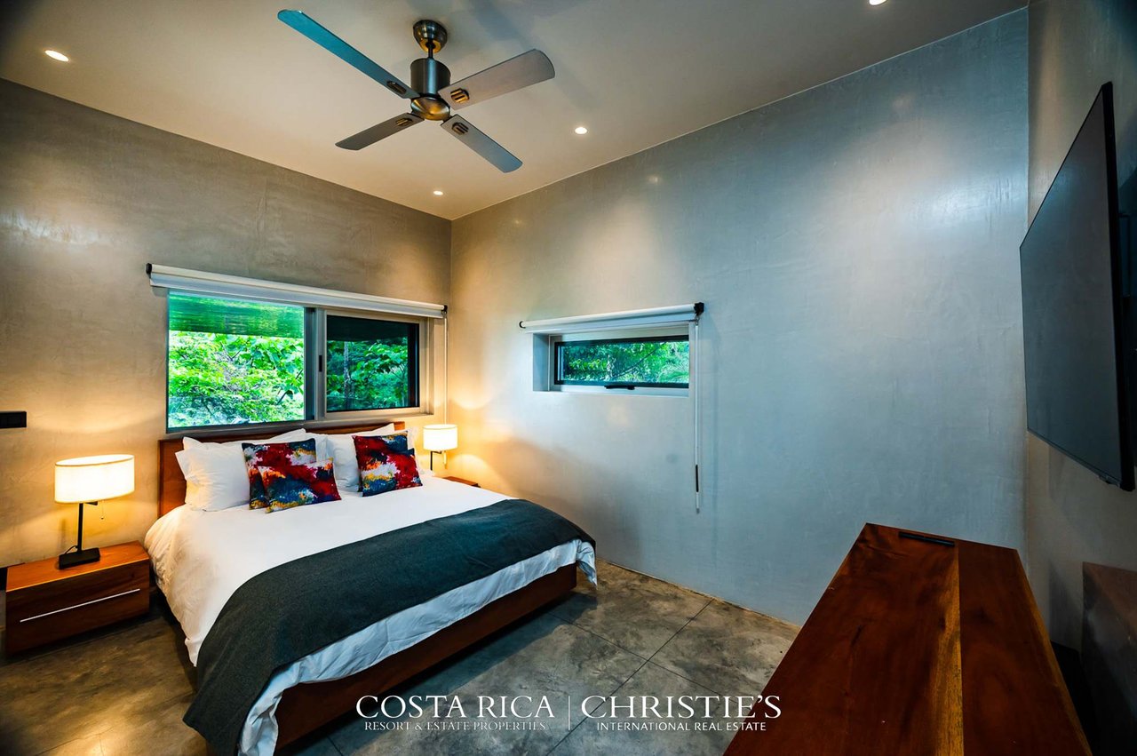 Aquamarina Ocean View Villa