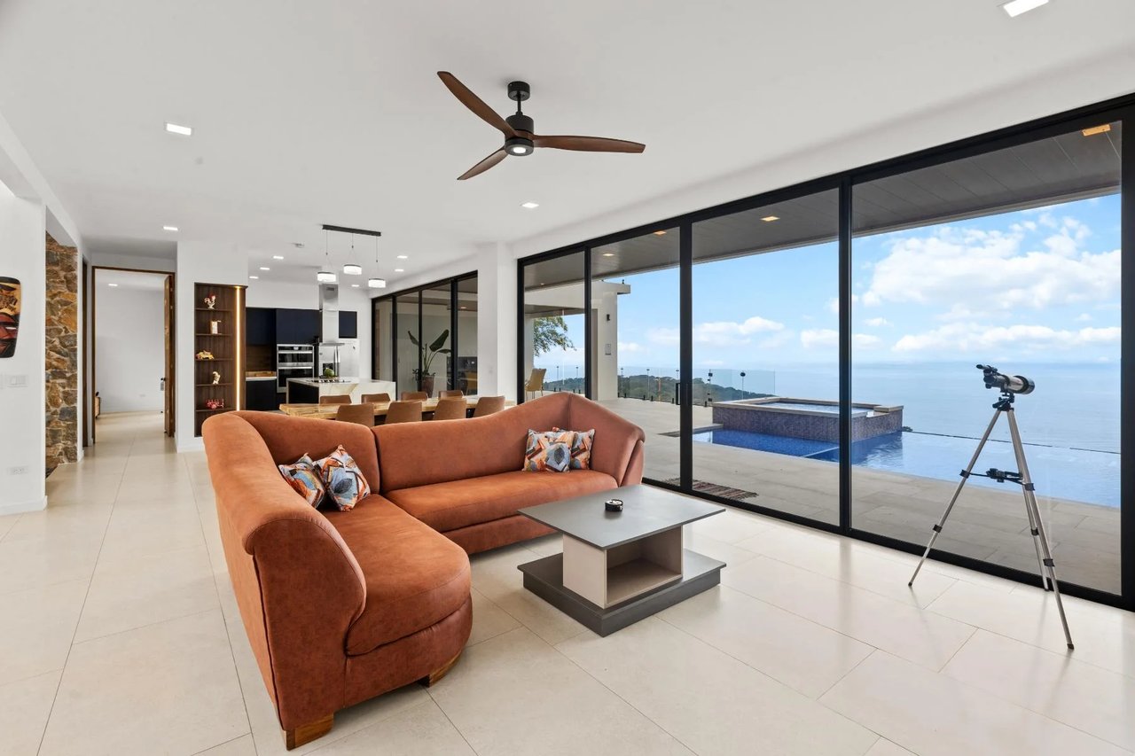 Luxury Ocean View Villa, Jaco, Puntarenas