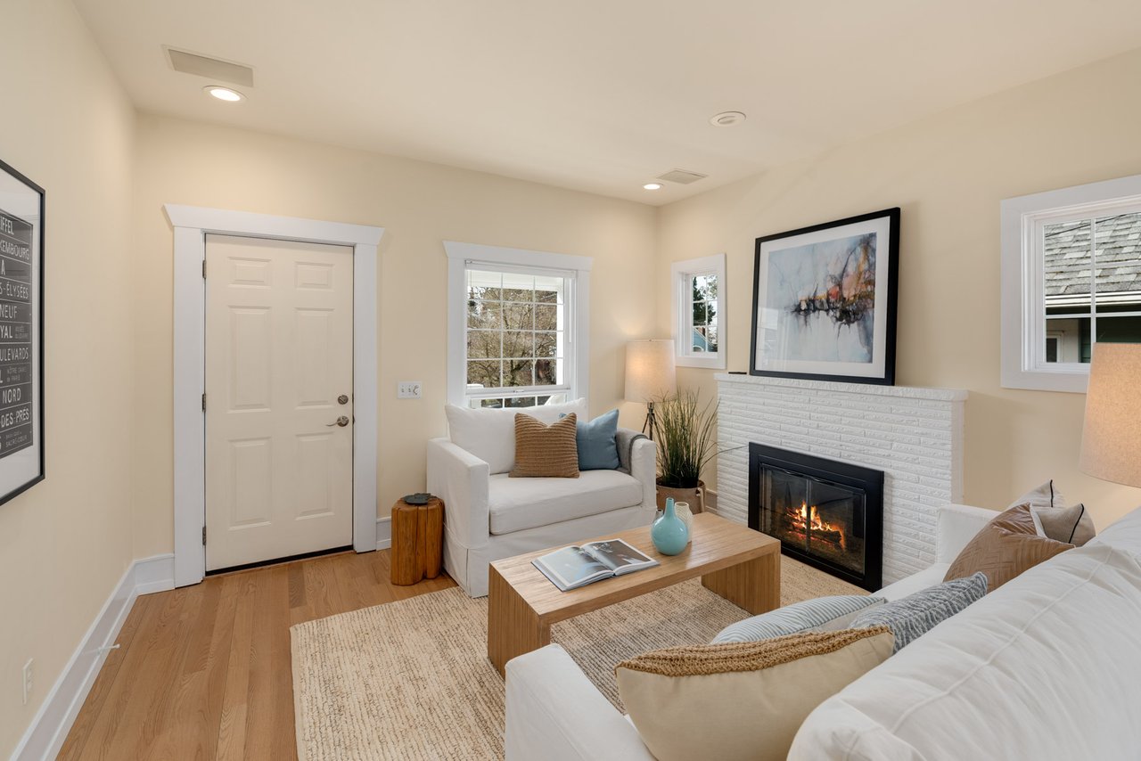 Charming Craftsman in Phinney Ridge