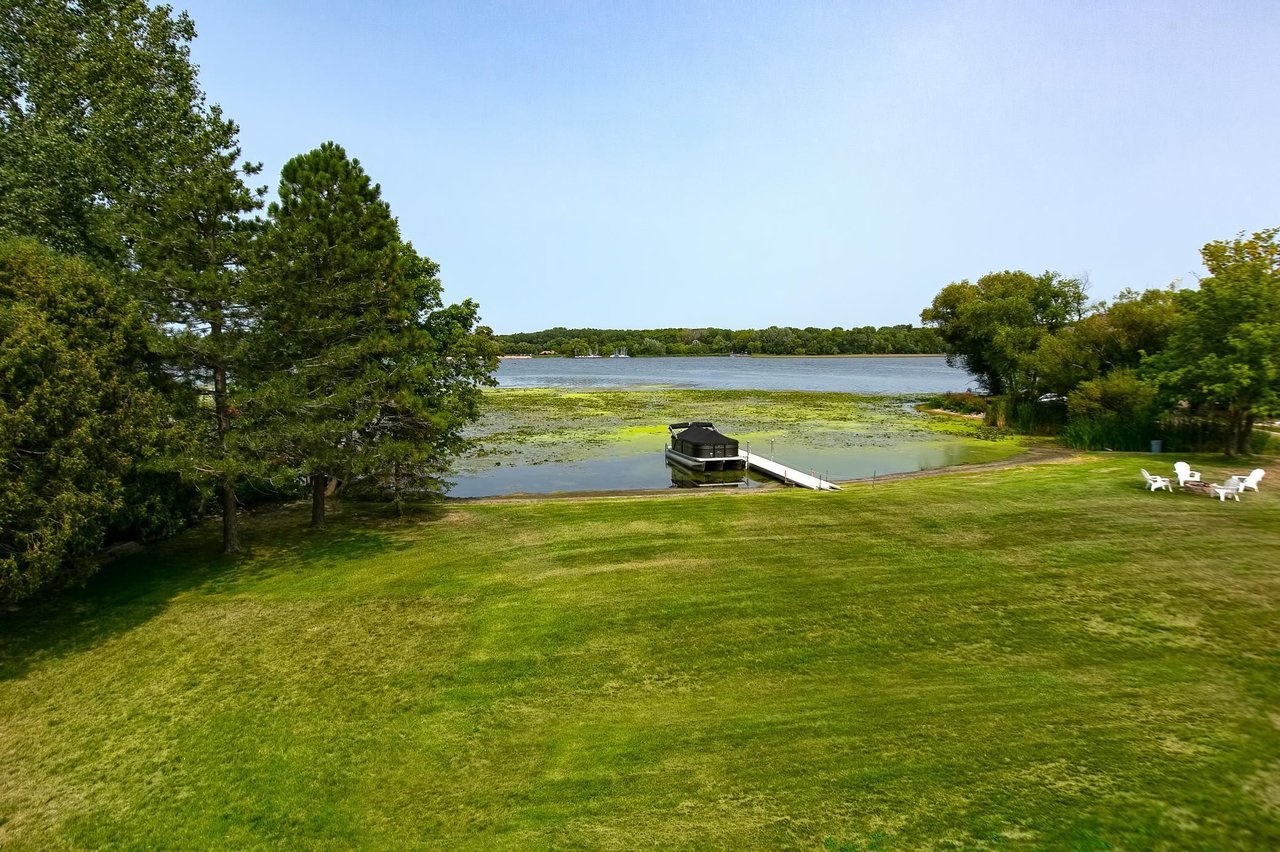 Tranquil Medicine Lake Setting!