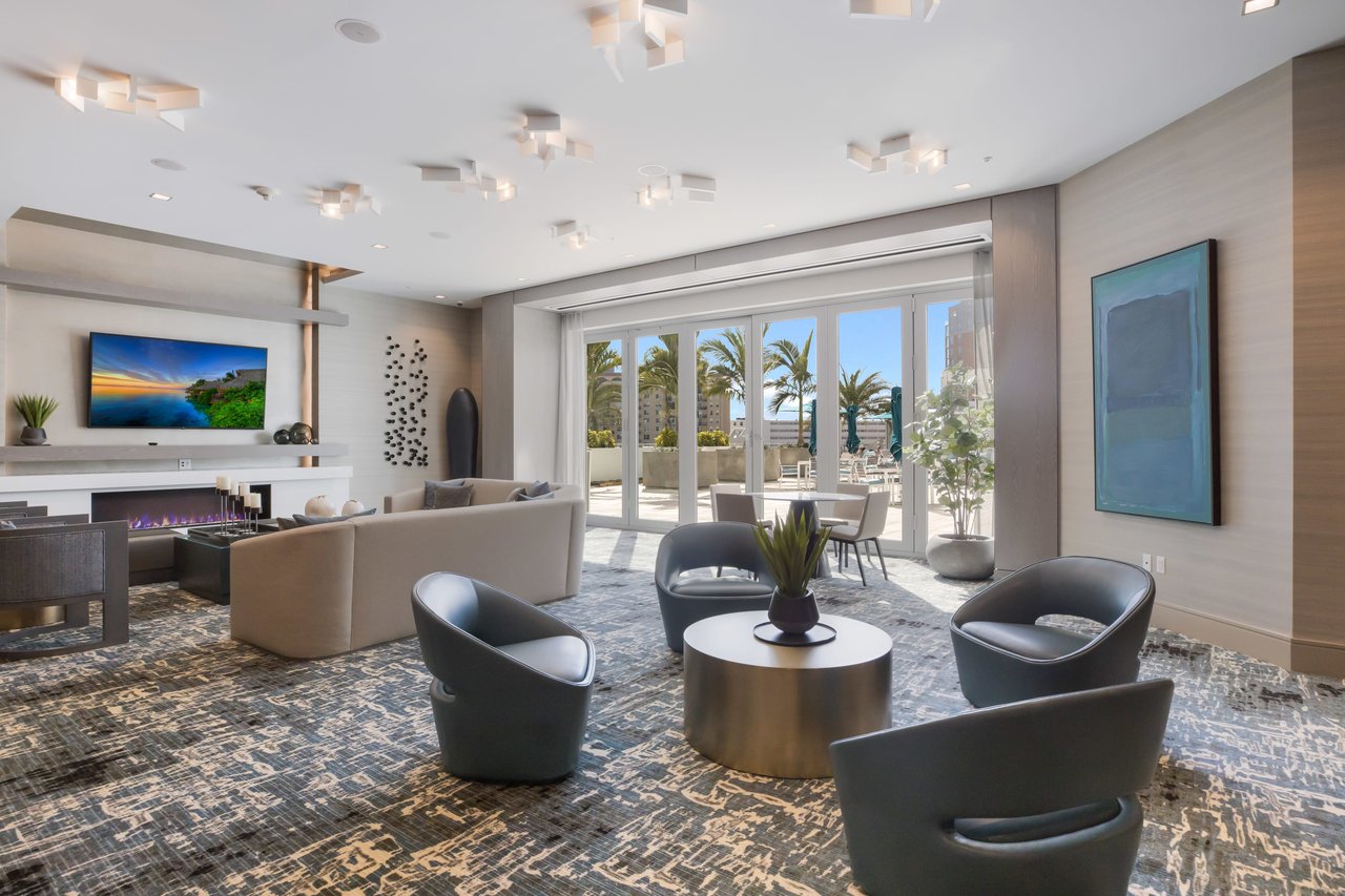 111 S Pineapple Ave #1008